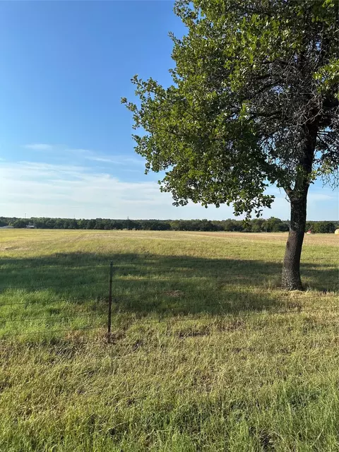 3620 Springfield Rd, Springtown, TX 76082 photo 3