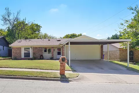 6608 Murel Dr, Watauga, TX 76148
