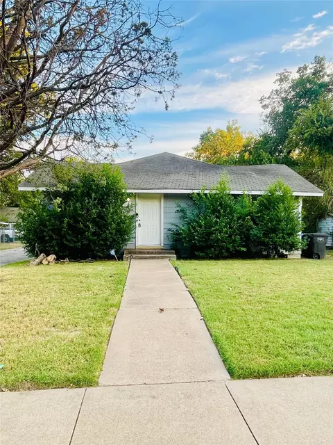 2508 Dalford St, Fort Worth, TX 76111