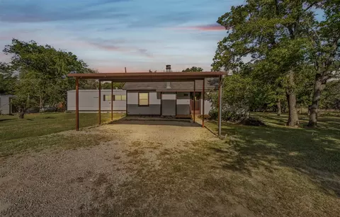 3667 Oak Cir, Weatherford, TX 76088