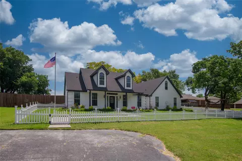 103 Saddle Club Rd, Weatherford, TX 76088