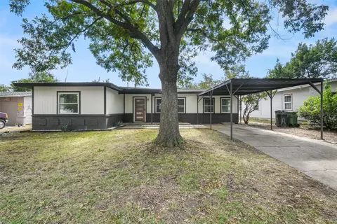 2116 Ridgeway St, Arlington, TX 76010