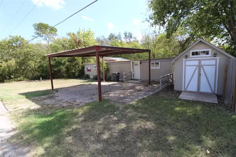 329 Longhorn Trl, Weatherford, TX 76087