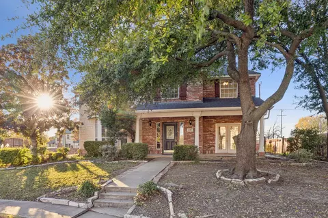 2317 Rosser Ct, Rowlett, TX 75088