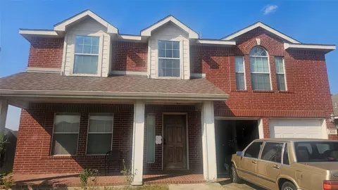 508 Fossil Lake Ct, Arlington, TX 76002