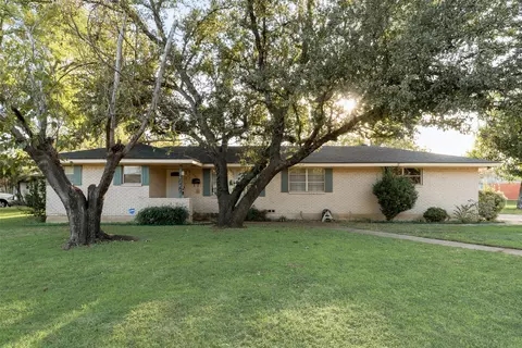 3629 Landy Ln, Richland Hills, TX 76118