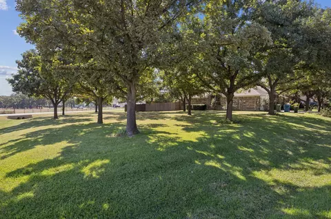 3501 N Gravel Cir, Grapevine, TX 76092