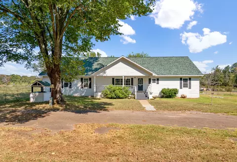 178 W Farm Road 71, Mount Pleasant, TX 75455