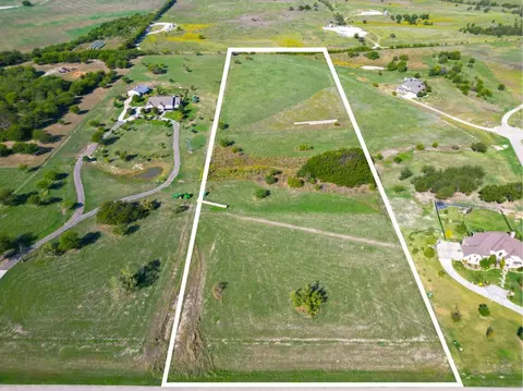 9601 Hackamore Ct, Justin, TX 76247
