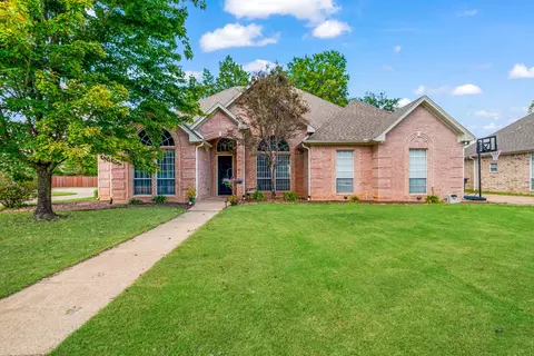 3725 Woodland Ln, Paris, TX 75462