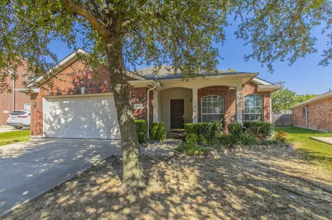 6717 Dream Dust Dr, North Richland Hills, TX 76180