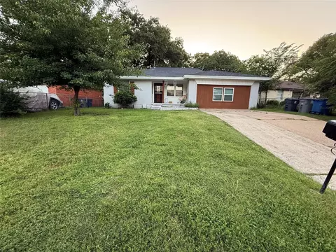 665 Cedarcliff Dr, Dallas, TX 75217