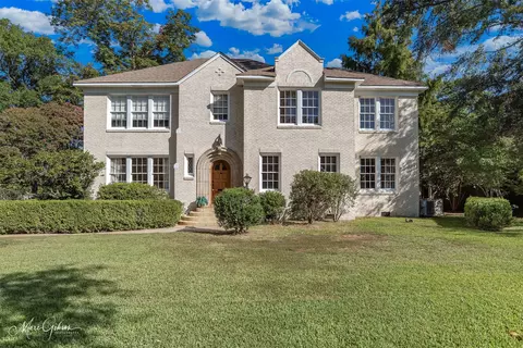 706 Wilder Pl, Shreveport, LA 71104