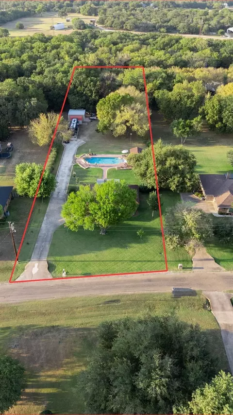 145 Chaparral Dr, Burleson, TX 76028