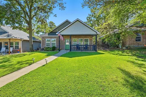 908 W Murray St, Denison, TX 75020