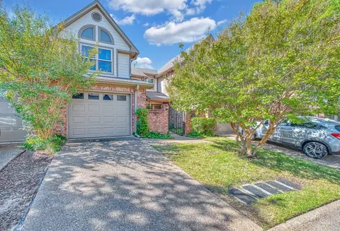112 Pleasant Grove Ln, Waco, TX 76712