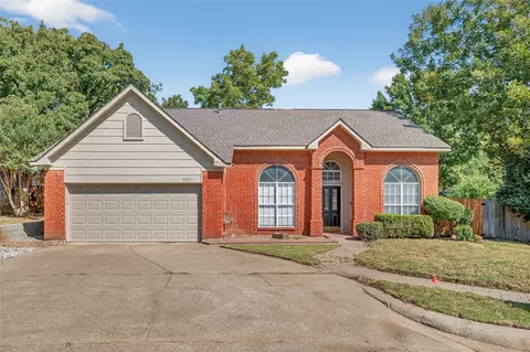4282 Hearthside Dr, Grapevine, TX 76051