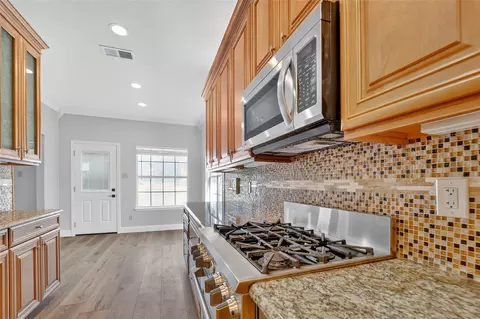 Kitchen - 4282 Hearthside Dr, Grapevine, TX 76051 photo 1 of 2