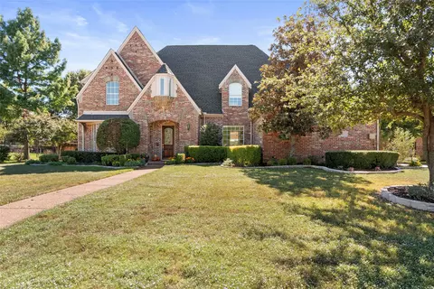 807 Cross Ln, Southlake, TX 76092