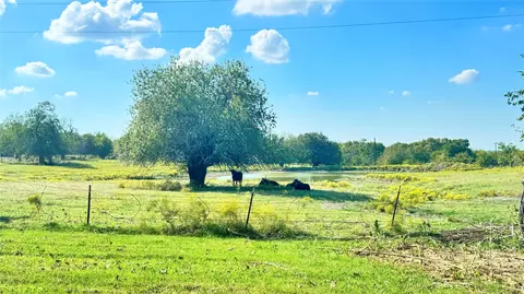 1258 County Road 352 Rd, Gainesville, TX 76240