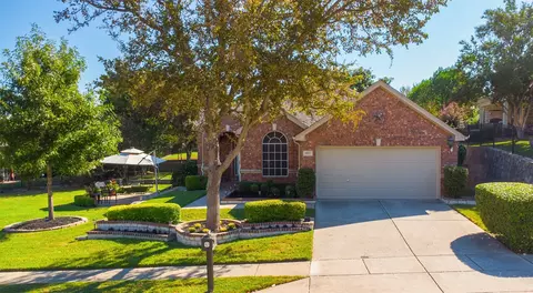 927 Ocean Dr, Fairview, TX 75069