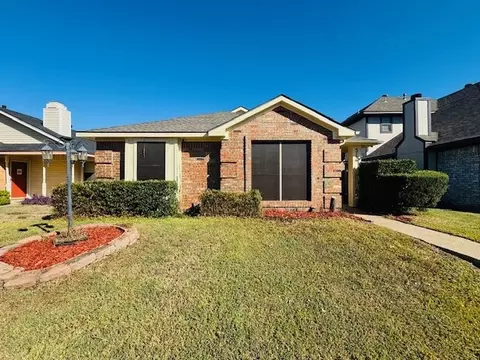 313 Conger Dr, Mesquite, TX 75149