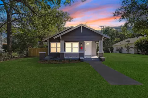 517 Featherston St, Cleburne, TX 76033