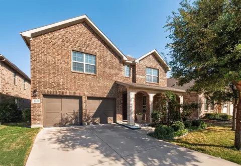 8232 Pine Meadows Dr, Fort Worth, TX 76137