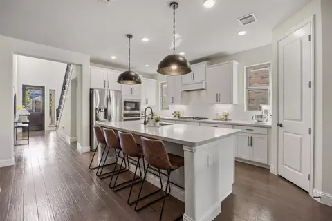 2281 Madison St, Carrollton, TX 75010