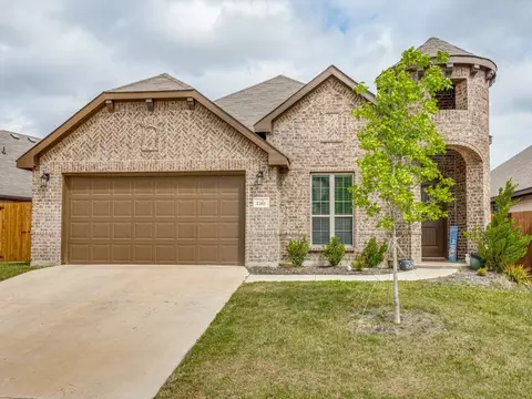 1361 Royal Meadows Trl, Fort Worth, TX 76140