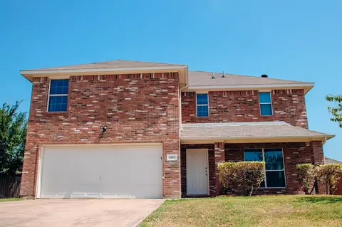 4707 Valleyview Dr, Mansfield, TX 76063