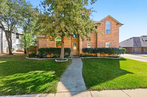 5608 English Oak Dr, Fort Worth, TX 76244