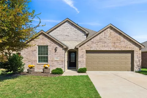 1209 Roadrunner Dr, Little Elm, TX 75068