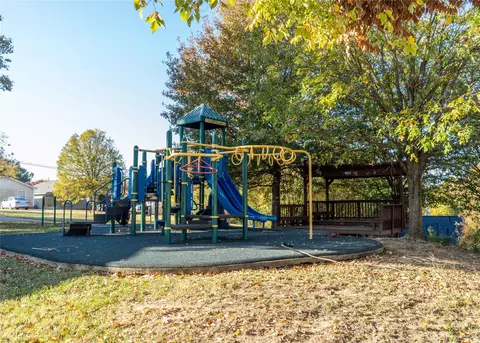 1551 Clay St, Shreveport, LA 71101