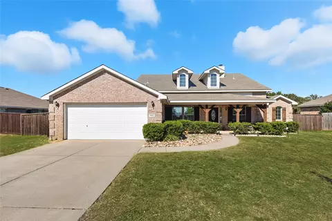 102 Faircrest Dr, Krugerville, TX 76227