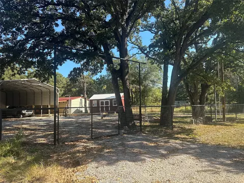 191 Cherry Ln, Streetman, TX 75859