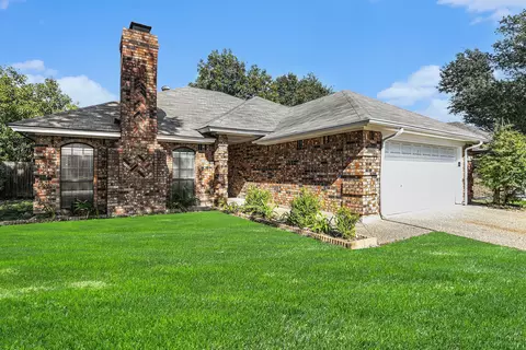 1852 Kings Canyon Cir, Fort Worth, TX 76134