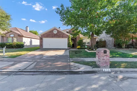 413 Marble Creek Dr, Fort Worth, TX 76131