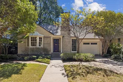 926 Salmon Dr, Dallas, TX 75208