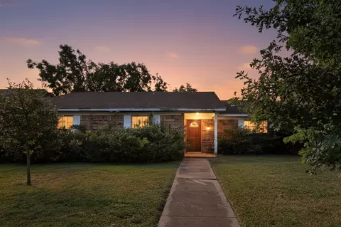 2418 Emerson Dr, Garland, TX 75044