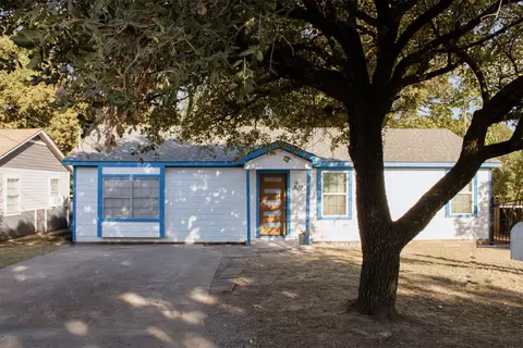 9046 Dorinda Cir, Dallas, TX 75217