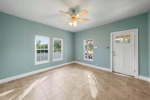 Living - 1815 Maple Ave, Waco, TX 76707 photo 1 of 3