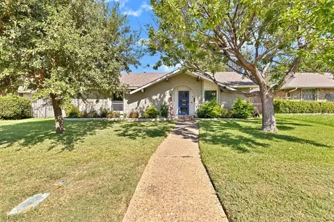 3125 Lockmoor Ln, Dallas, TX 75220