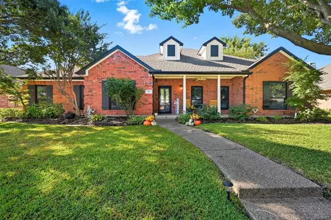 4514 Lake Hill Dr, Rowlett, TX 75089