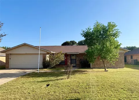 124 Juanita Ave, Wills Point, TX 75169