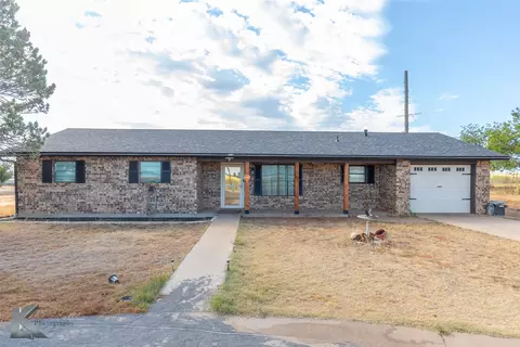 217 County Road 370, Sweetwater, TX 79556