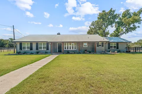 600 Glenn Cemetery Rd, Tolar, TX 76476