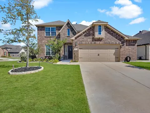 912 Darcy Dr, Mansfield, TX 76063