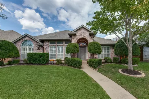 5927 Willow Wood Ln, Dallas, TX 75252