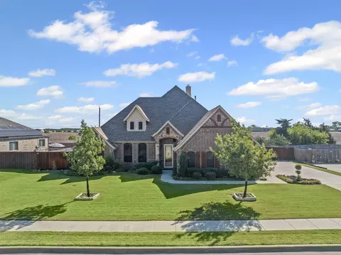 206 S Meadow Dr, Ferris, TX 75125